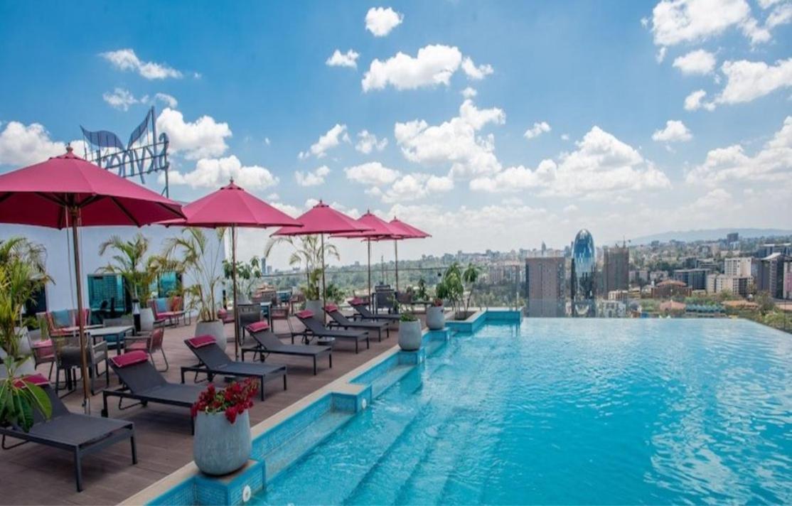 Luxury Skynest With Gym And Pool In Westlands Apartamento Nairobi Exterior foto