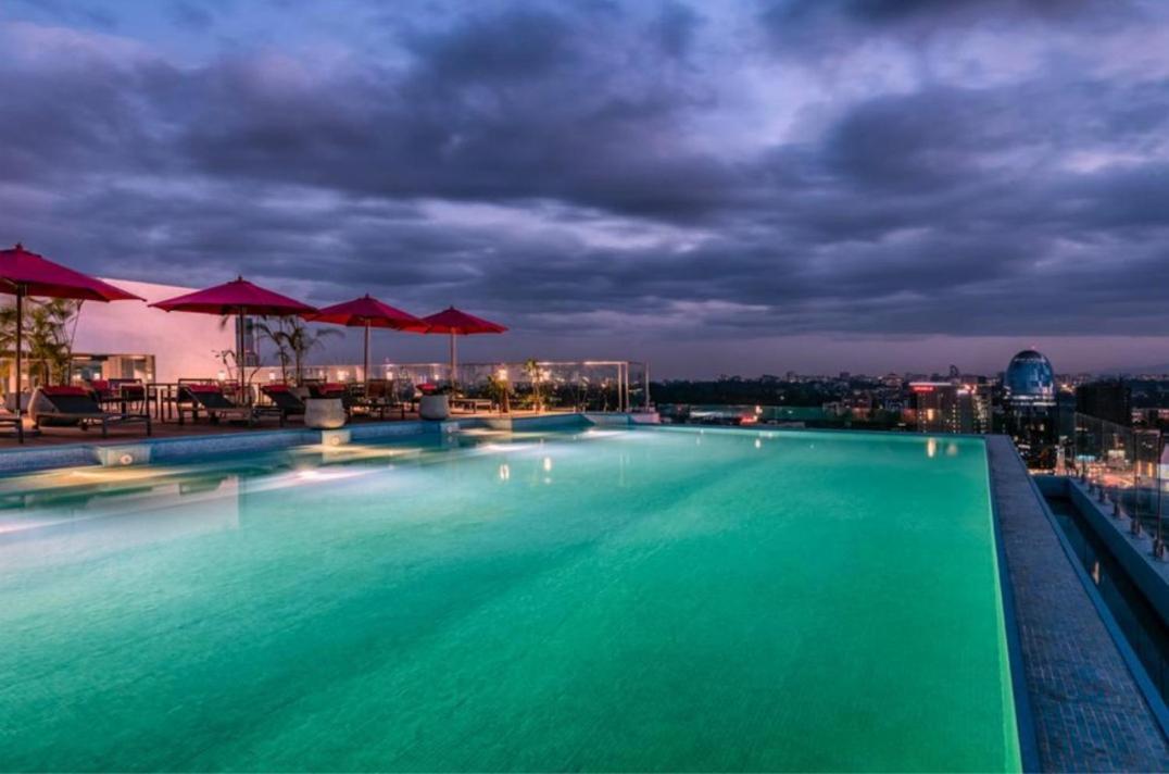 Luxury Skynest With Gym And Pool In Westlands Apartamento Nairobi Exterior foto